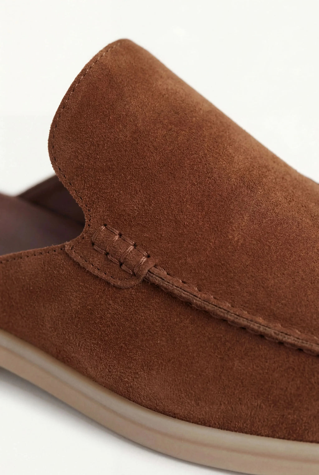 Maroon Yacht Mule